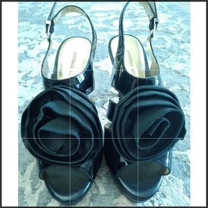 Antonio Melani black rose pumps heels 8 1/2 8.5